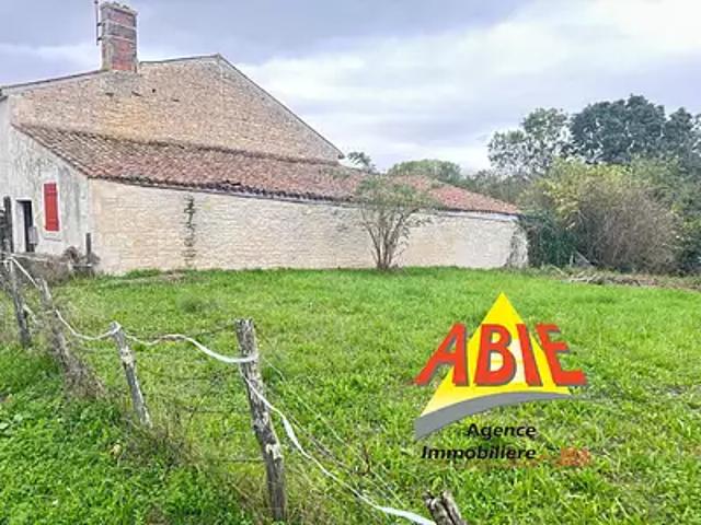Benet 85490 Achat / Vente maison 2 pièces t2