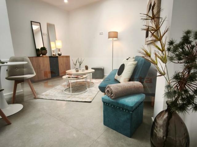 BENFICA / COLOMBO / LUZ: Apartamento de 4 assoalhadas com Home Staging