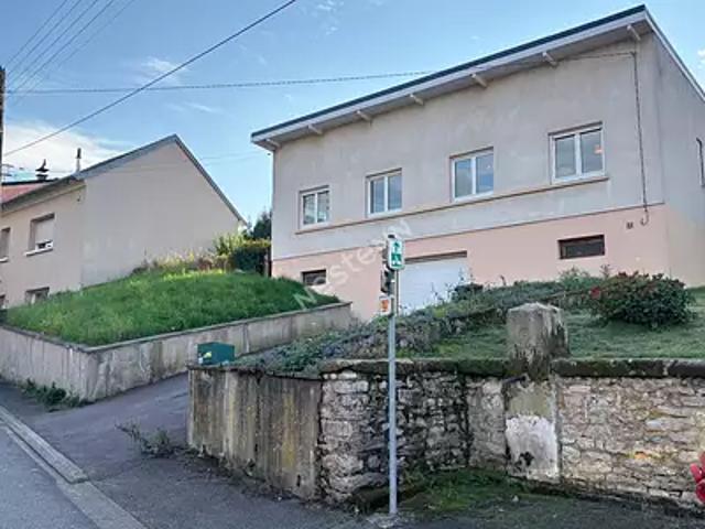 Béning lès Saint Avold 57800 Achat / Vente maison 6 pièces t6 au dernier étage terrasse