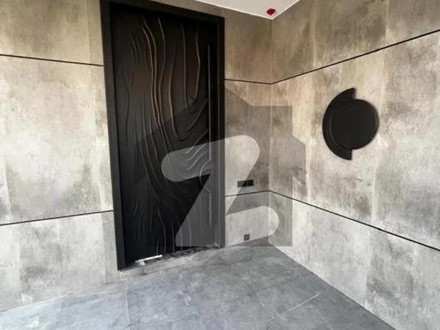 Beatuful house for sale available paragon city
