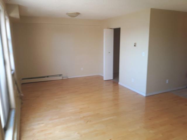Beau Mills Apartments 1 Bedroom Apartment for Rent at 15805 Beaumaris Rd Nw, Edmonton, AB T5X 5H1 Beaumaris