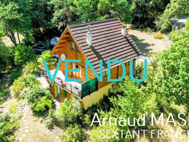 BEAU CHALET 102m² HAB, GRANDE PARCELLE AU CALME, VUE PANORAMIQUE