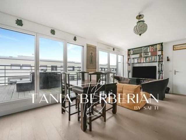Beau duplex familial 5P en dernier étage Immeuble récent