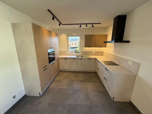 Beau duplex fraîchement rénové