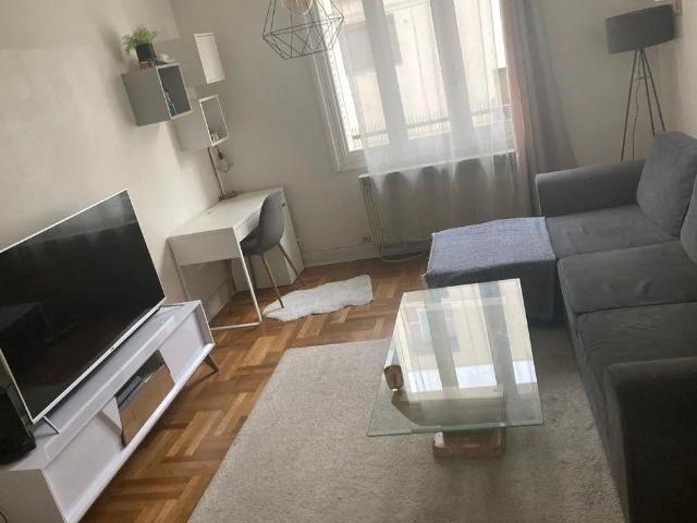 Beau et grand 2P 58m² proche de l'hôpital Médipôle