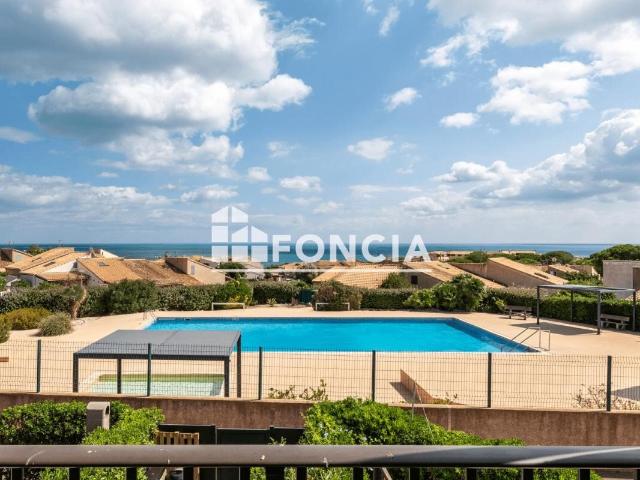 Beau et lumineux Studio/Cabine, Balcon vue mer et piscine et sa