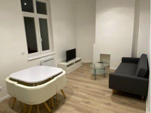 Beau F2 meublé 39m² NEUF à la gare
