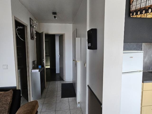 beau F2 meublé de 41m2 situé au 2 ème étage