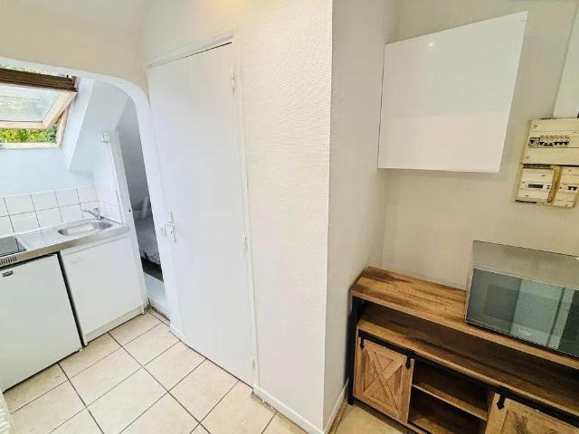 Beau F2 meublé et refait à neuf 27m²