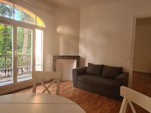 Beau F2 meublé lumineux avec grand jardin