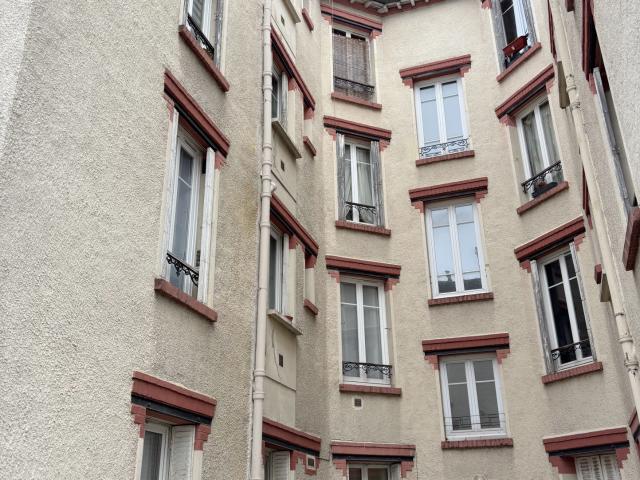 APPARTEMENT DE TYPE F2AU MARCHE