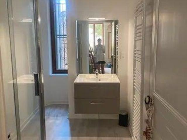 Beau F2 43m² dans une rue calme