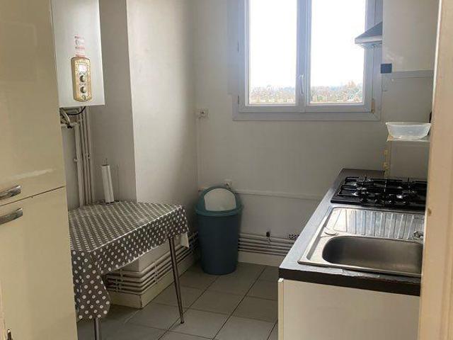 Beau F3 meublé 50m² avec balcon