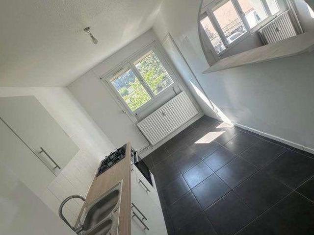 Beau F3 78m² Saint Étienne