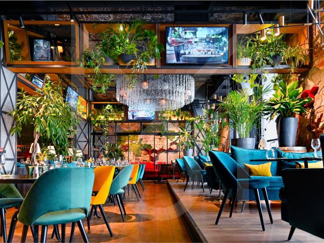 FONDS DE COMMERCE RESTAURANT AVEC TERRASSE 170m2 COURS JULIEN 13006