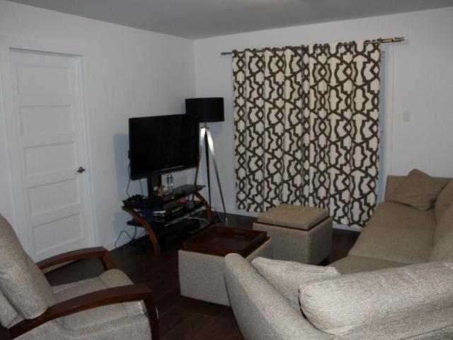 Beau Grand 4 1/2 Secteur Cartierville