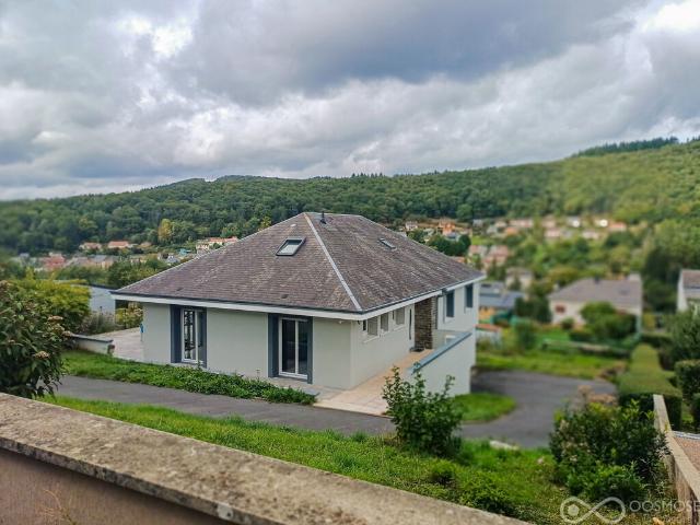 Beau pavillon indépendante avec vue