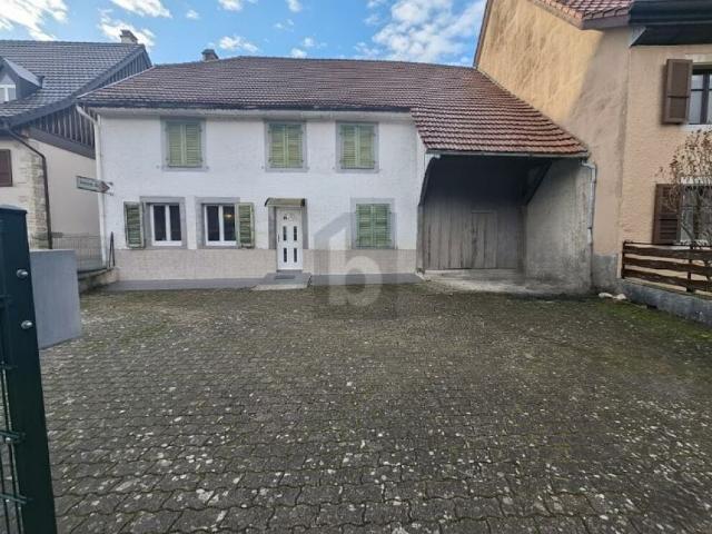 BEAU POTENTIEL, AU COEUR DU VILLAGE