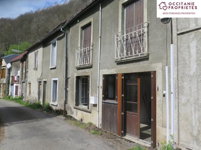 Beau projet de rénovation, ensemble de 3 maisons