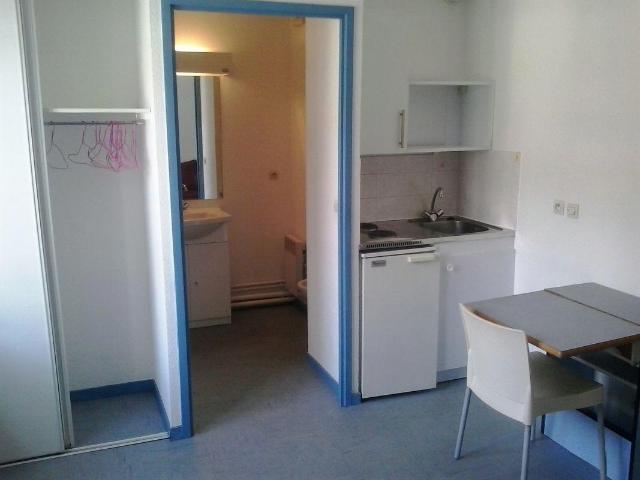 Beau studio 18 m2 TBE proche Fac/quai/tram