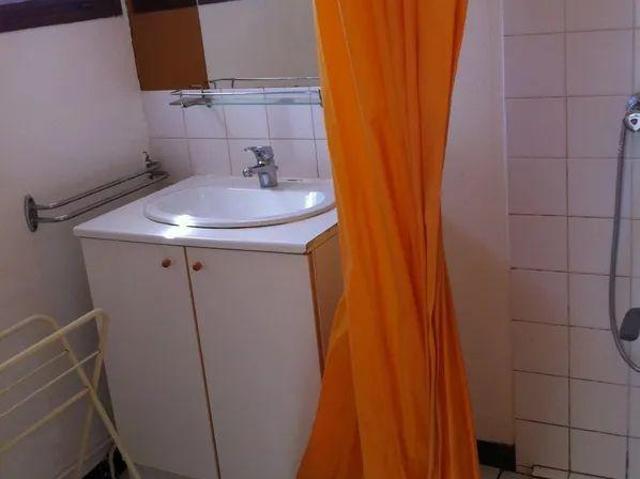 Beau studio 19m² meublé sur jardin Croix de pierre