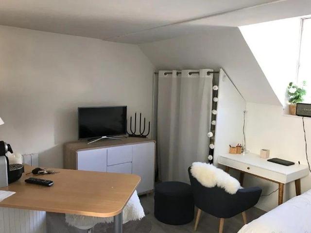 Beau studio 21m² meublé et rénové à neuf