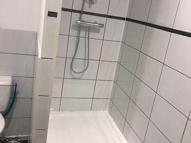 Beau studio 22m² refait à neuf