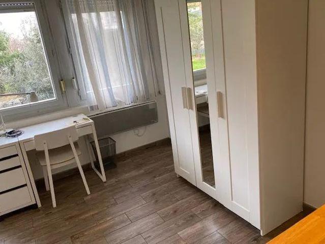 Beau studio 24m2 meublé à Lyon 7 Gerland