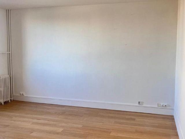 Beau studio 24m² rénové et lumineux