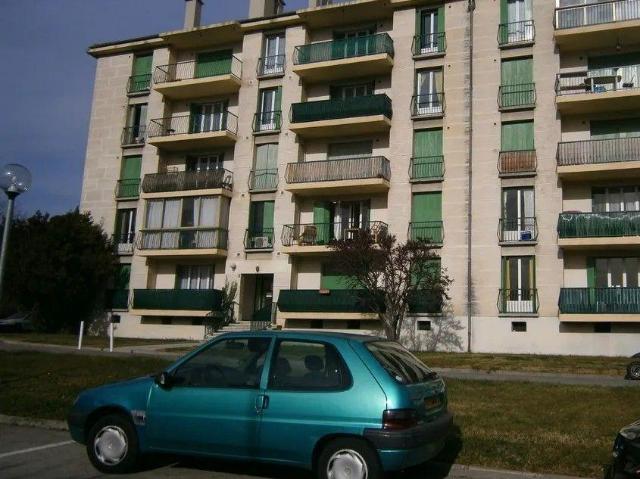 Beau studio 25 m² non meublé