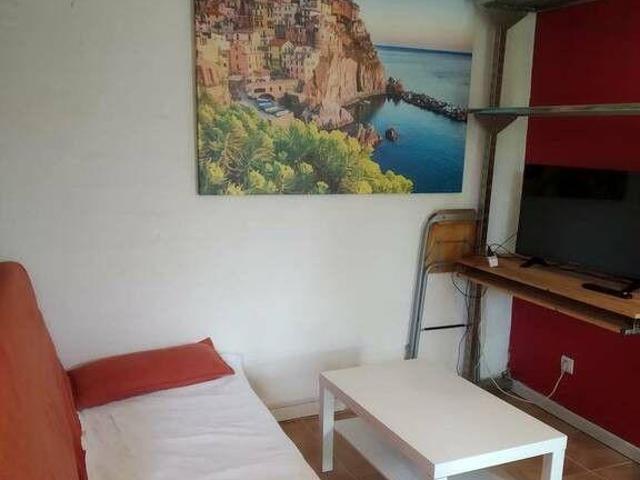Beau studio 25m² meublé en rez de jardin