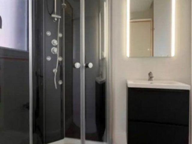 Beau studio 33m² moderne et confortable, état neuf