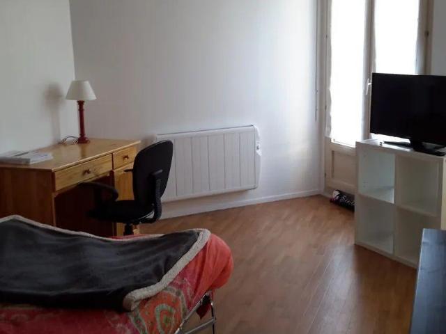 Beau studio 33m² meublé avec terrasse