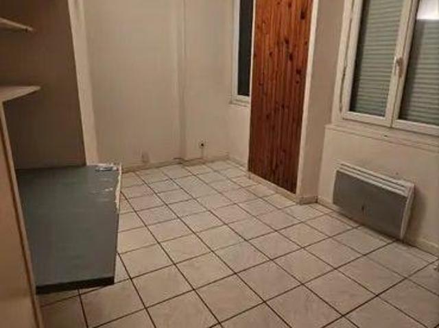 Beau studio avec mezzanine 15m²