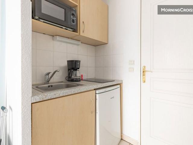 Beau studio avec services hôteliers