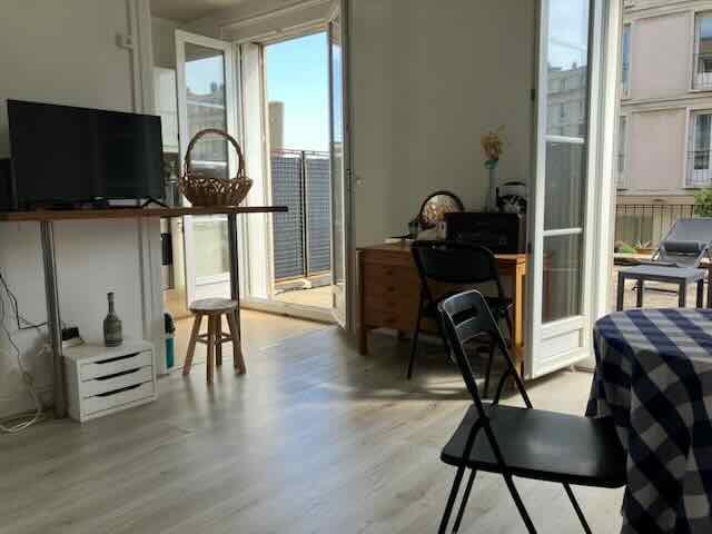 Beau Studio Calme Grande Terrasse Sud
