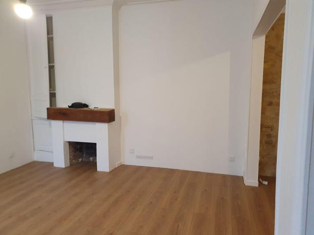 Beau studio centre ville