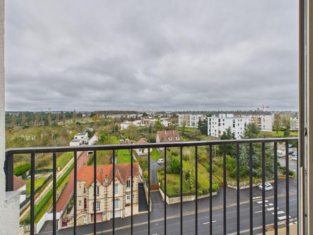 BEAU STUDIO CHARTRES CHAUFFAGE ET EAU COMPRIS