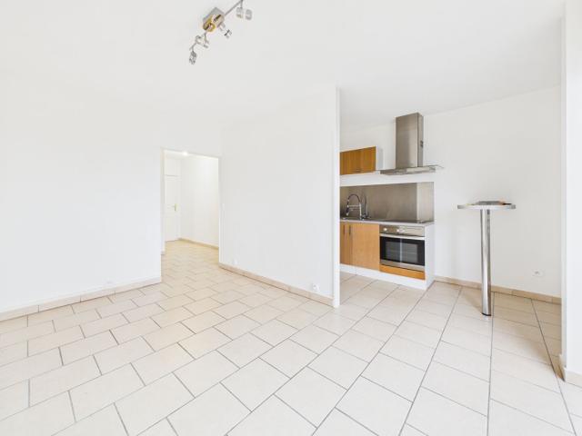 BEAU STUDIO CHARTRES CHAUFFAGE ET EAU COMPRIS