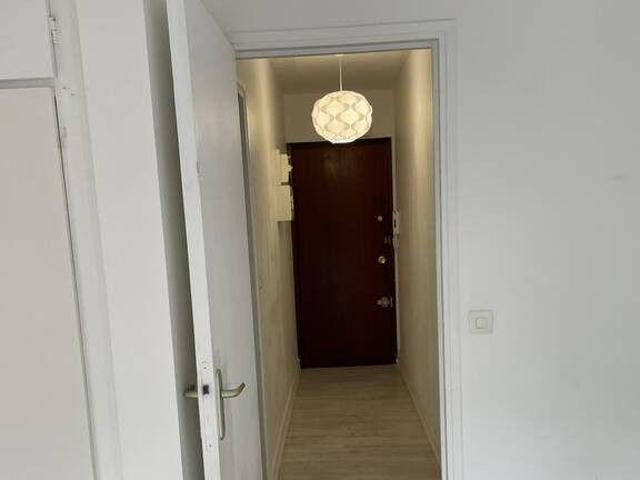 Beau studio de 26 m² avec balcon sans vis à vis
