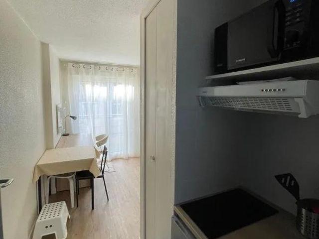 Beau studio entièrement meublé 15m² avec jardinet
