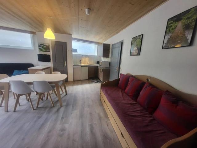Beau studio face aux pistes à Montgenèvre