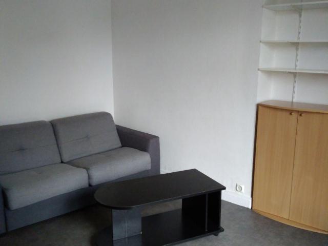 BEAU STUDIO LUMINEUX AU CALME