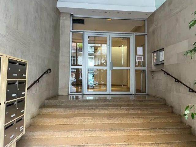 Beau studio meublé 12m² au pied du métro La Muette