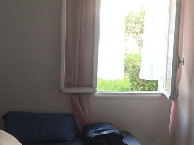 Beau studio meublé 13m² à Saint Giniez
