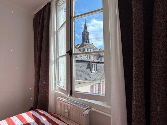 Beau studio meublé 14m² vue Cathédrale