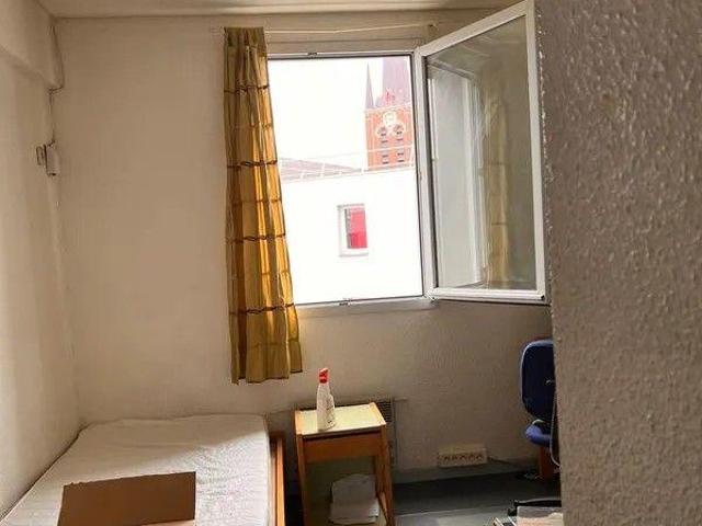 Beau studio meublé 15m²