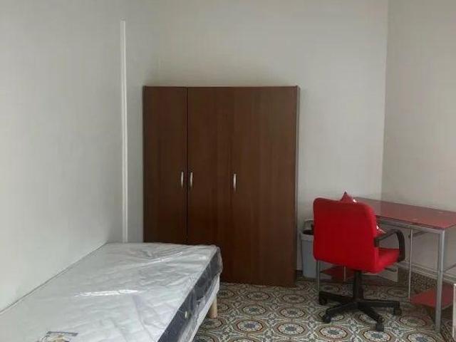 Beau studio meublé 16m² pour étudiant