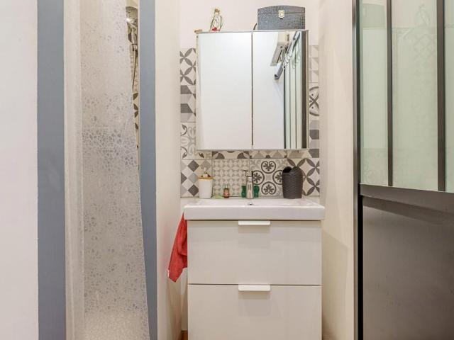 Beau studio meublé 17m² avec grand balcon