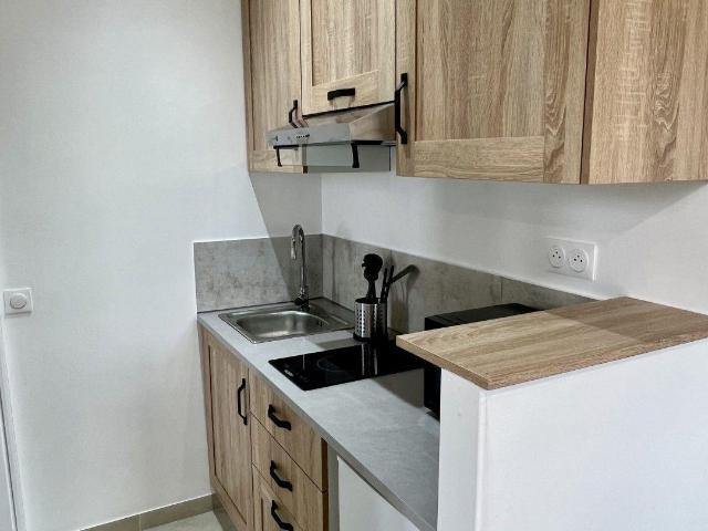Beau studio meublé 17m² entièrement refait à neuf